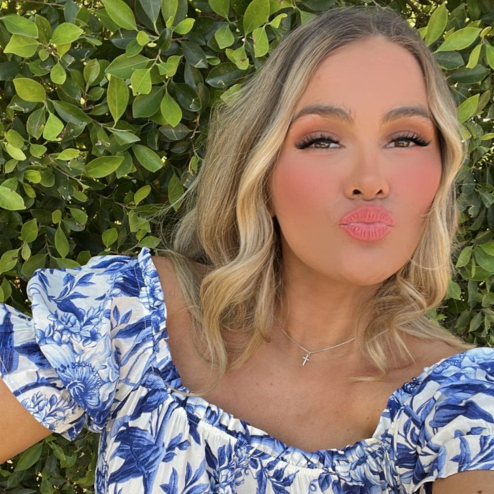 Meet your Posher, Katherine